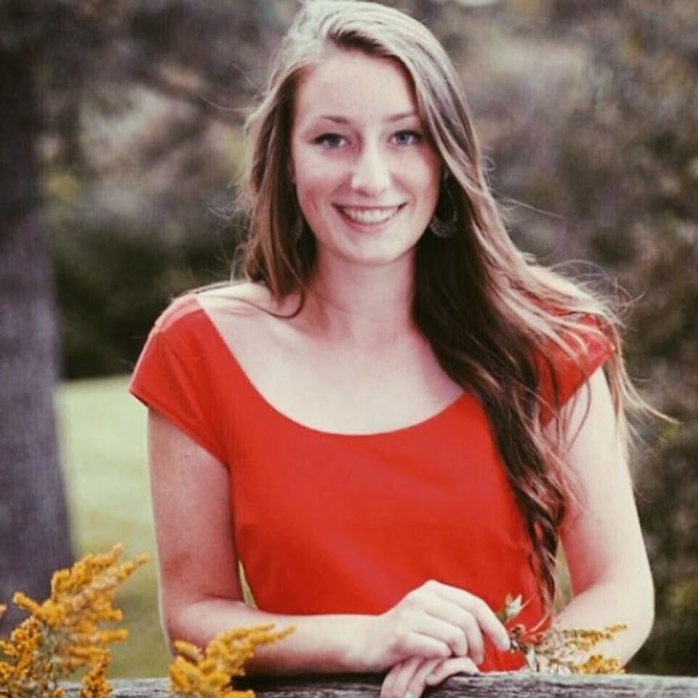 Meet your Posher, Clairemaxwell